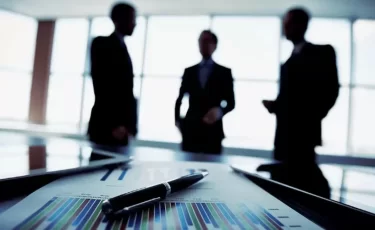Бизнес на СНР в Казахстане теряет до 40% дохода