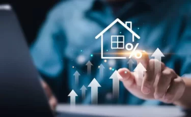 Где выгоднее вложиться в жилье: Алматы или Астана