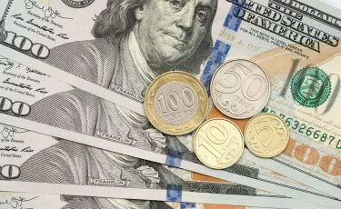 Курсы валют в Казахстане: доллар продолжает дешеветь