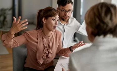 “За что 500 тысяч?” – казахстанцы спорят о комиссиях риелторов