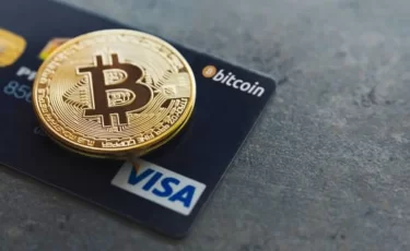 Крипту в Казахстане берут под контроль с 1 мая