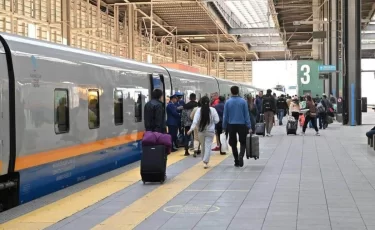 Не успели купить билет? В Казахстане на майские добавят 16 тысяч мест