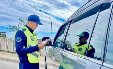 Права заберут на полгода: в Казахстане тестируют штрафные баллы