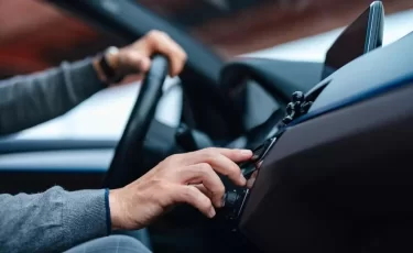 Некоторых водителей в Казахстане смогут автоматически лишать прав