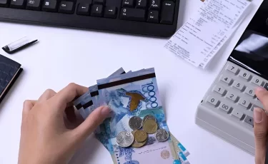 В Казахстане ввели потолок ставок по кредитам и микрозаймам