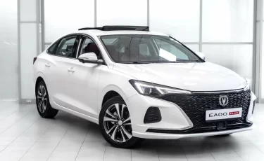 Changan привез в Казахстан один из самых дешевых новых седанов