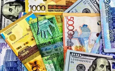 Доллар снизился в Казахстане: курсы валют на 19 мая