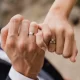 Как сохранить счастье в браке: простой совет учёных