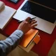 Казахстанцам хотят дать до полугода оплачиваемого отпуска