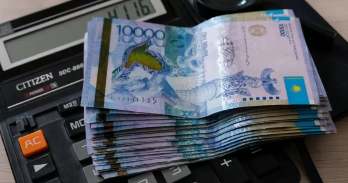 304 миллиарда: за что штрафуют казахстанцев?
