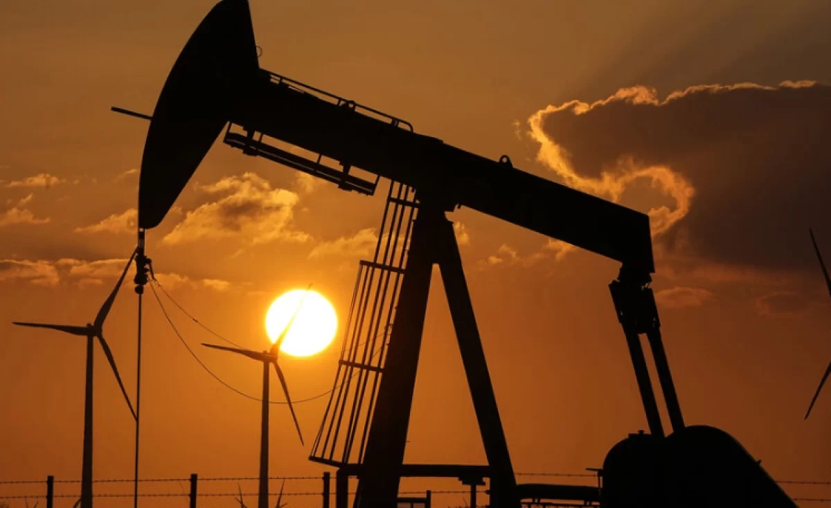 Мировые цены на нефть продолжили снижение
