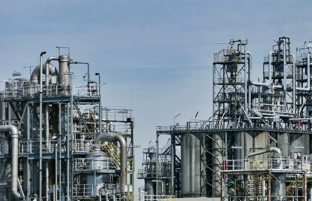 Казахстан готовится продать крупнейшие нефтезаводы