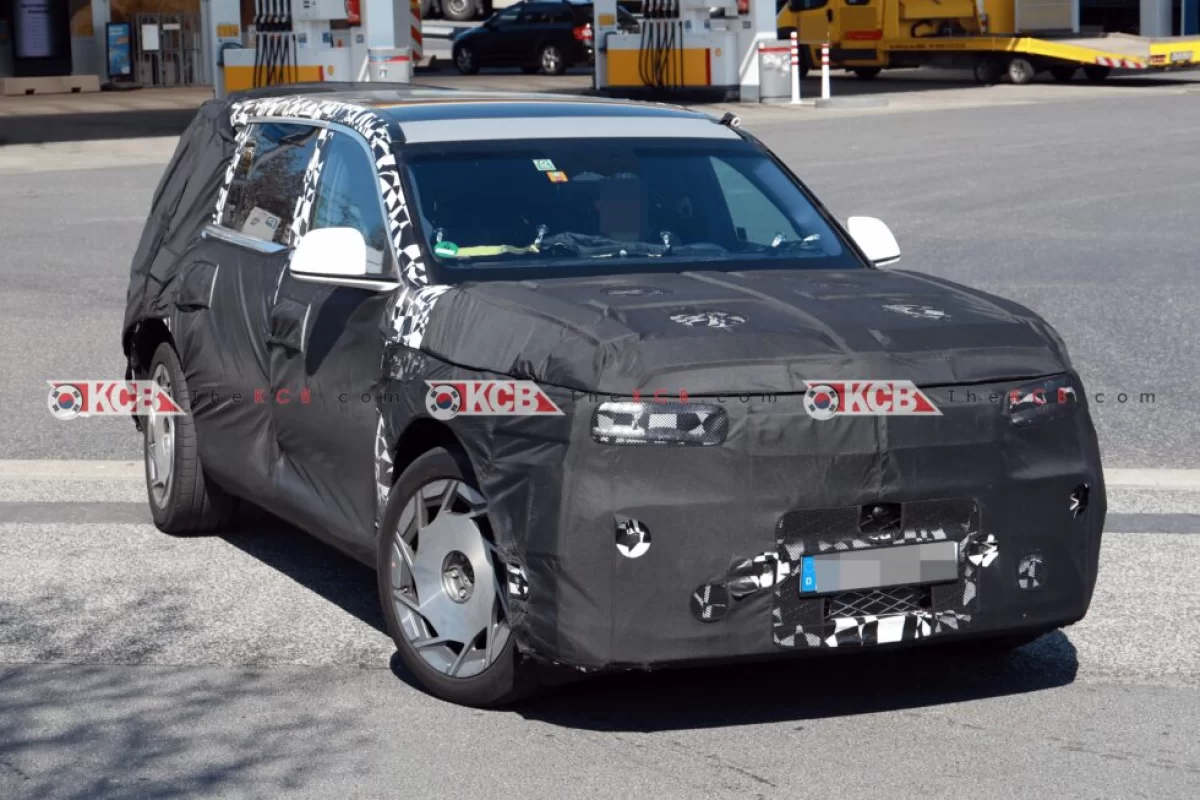 Hyundai выводит на рынок люксовый электрокар Genesis GV90