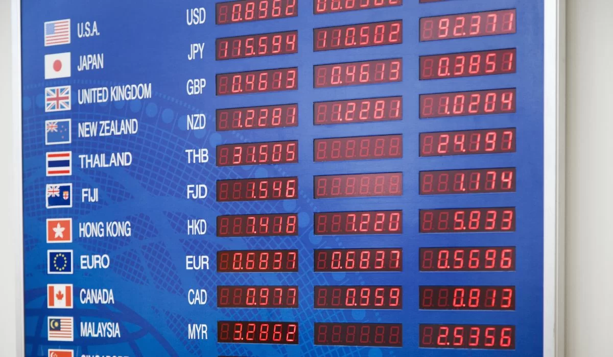 Где теперь казахстанцы могут увидеть курсы валют?