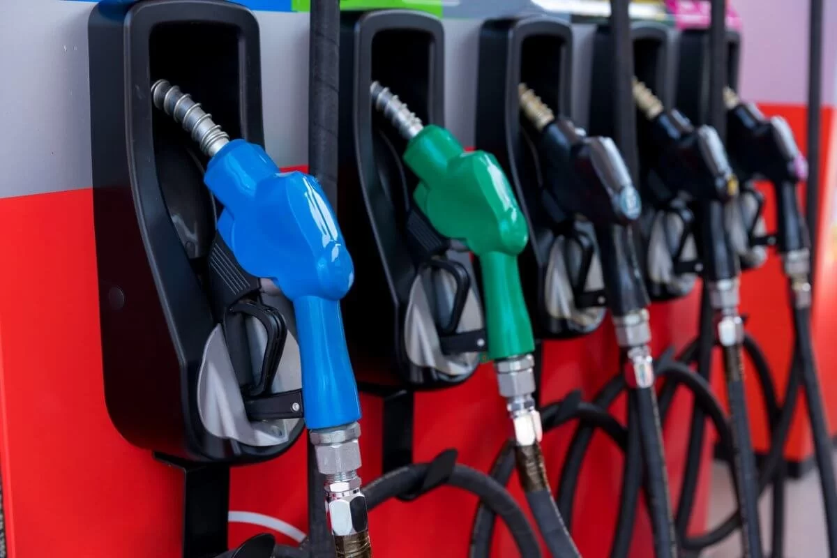 Куда пожаловаться, если на заправке завысили цены или нет газа