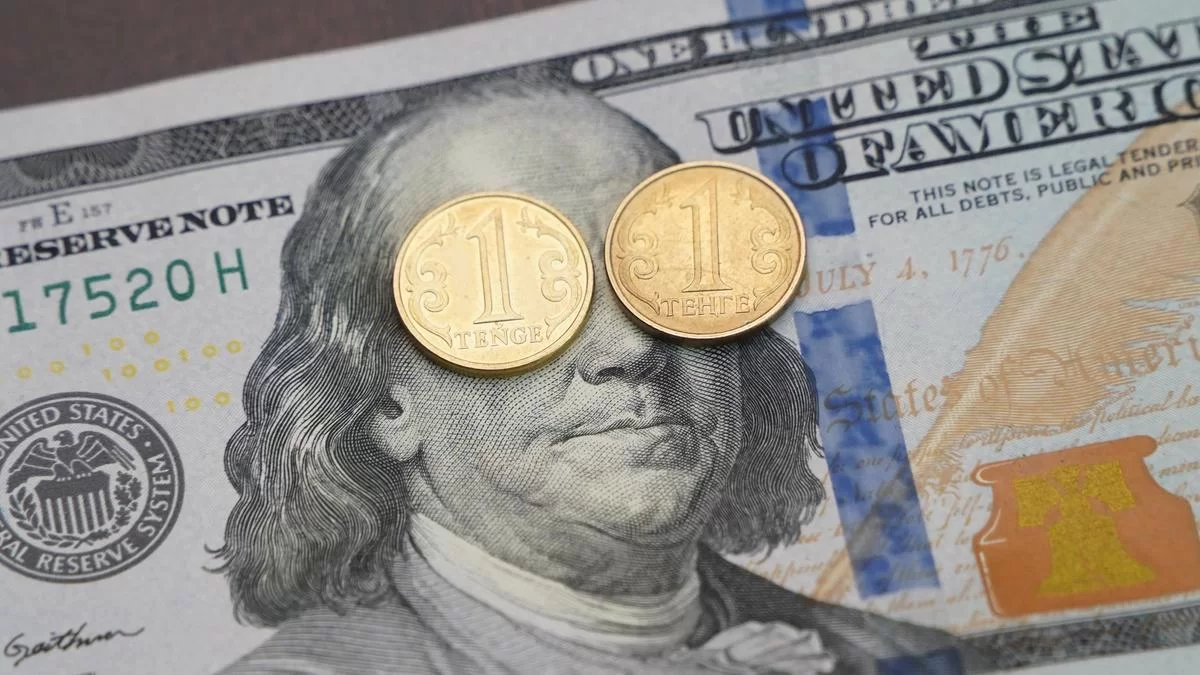 Курс доллара 16 ноября: где выгоднее менять валюту в Казахстане