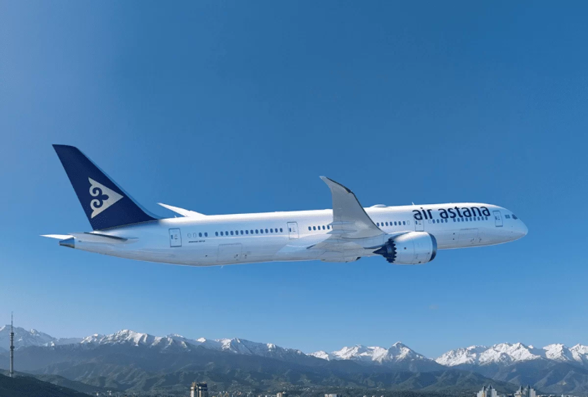 Ночной рейс Air Astana экстренно сел в Дели: пассажиры сообщили о хлопке в двигателе