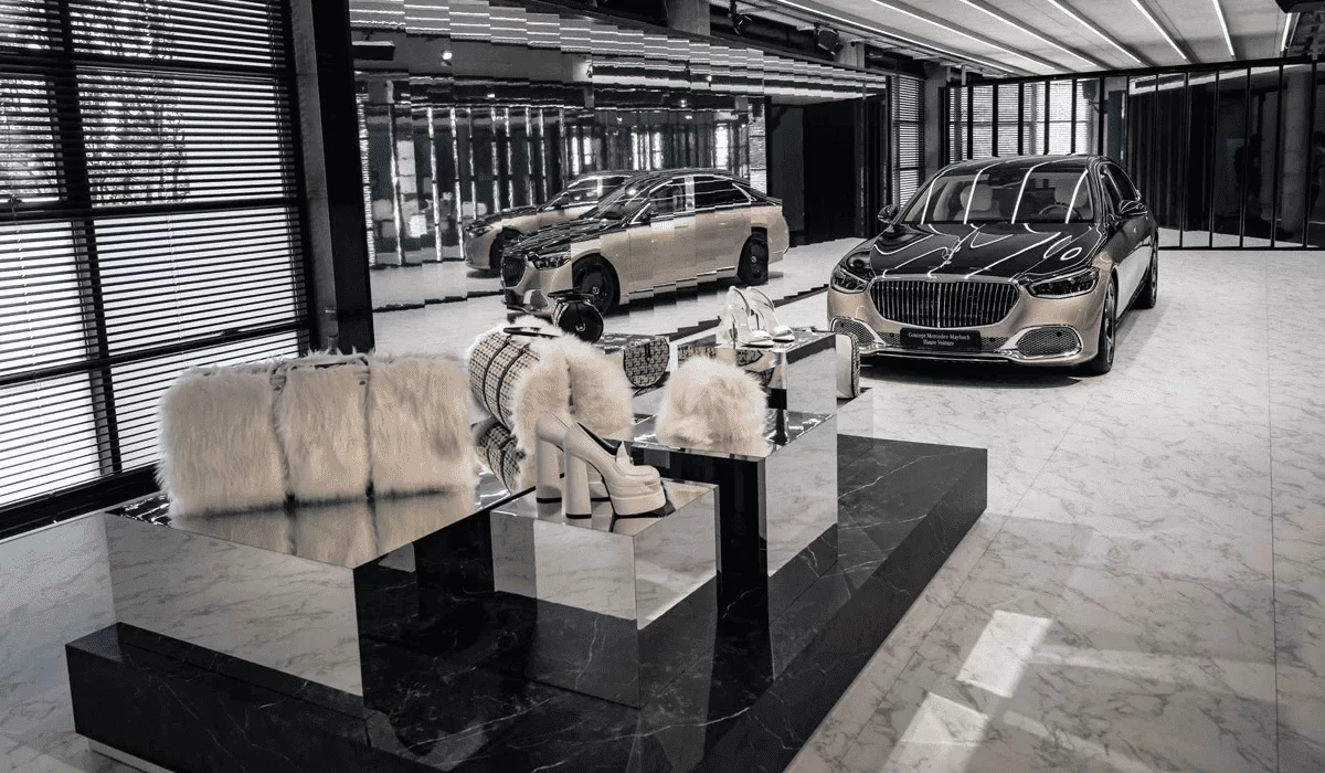 У организаторов онлайн-казино в РК изъяли Maybach, Lamborghini и сотни миллионов тенге