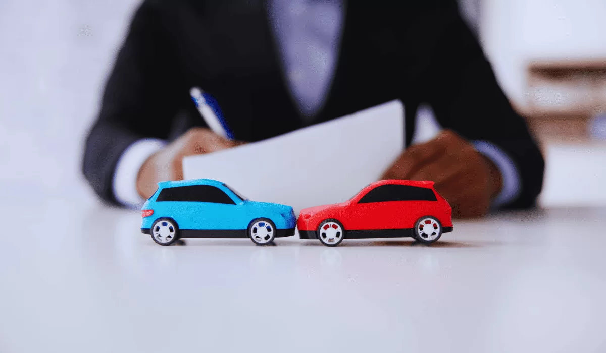 Казахстанец остался без выплаты по автостраховке - деньги достались банку