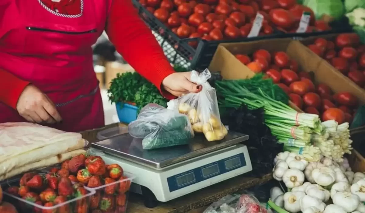 Цены кусаются: продукты в Казахстане дорожают до 30%