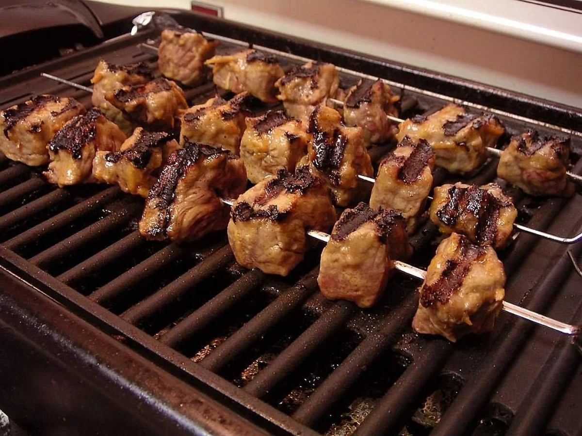 За шашлыки могут оштрафовать: МЧС разъяснило правила