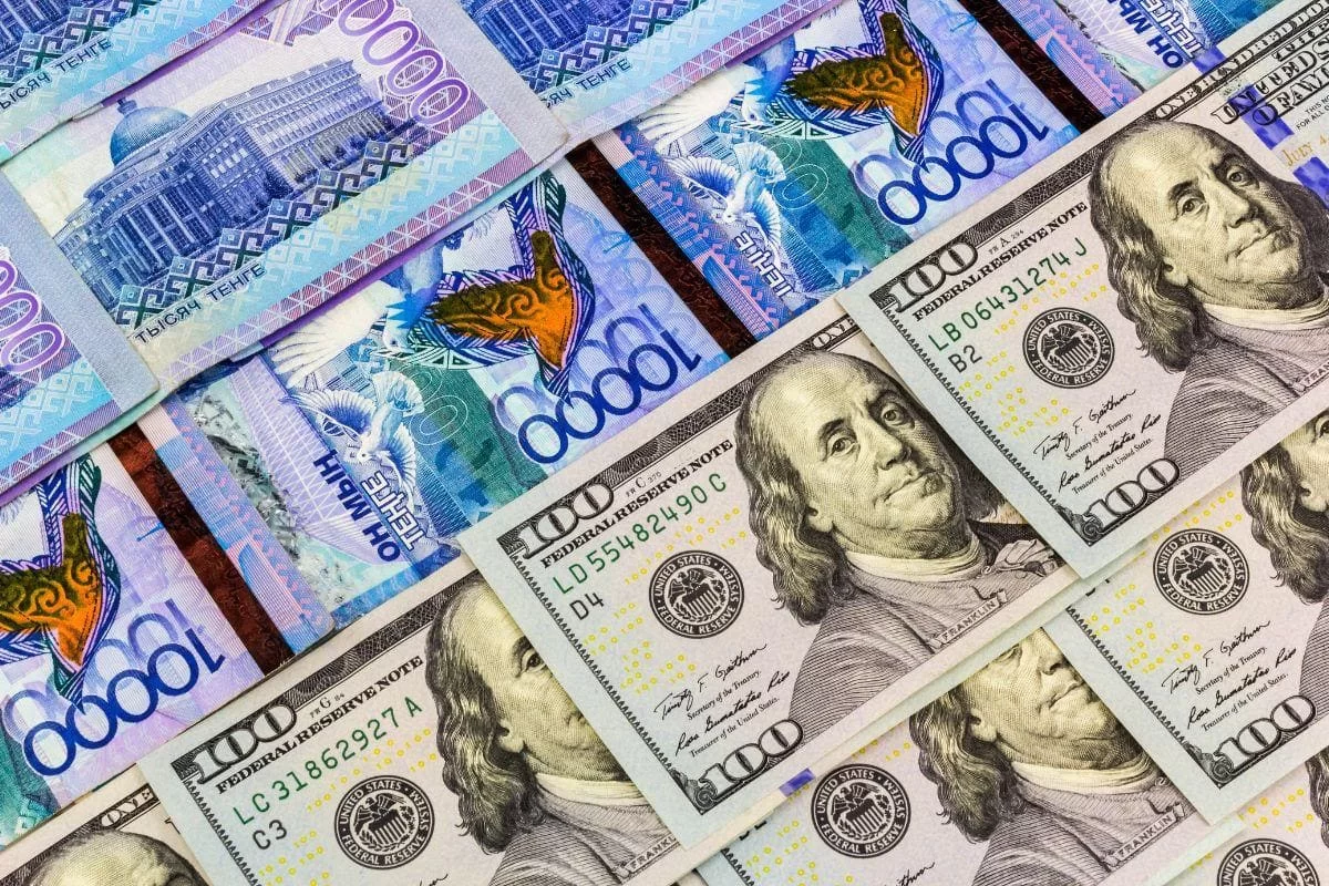 Курсы валют изменились в Казахстане 8 мая