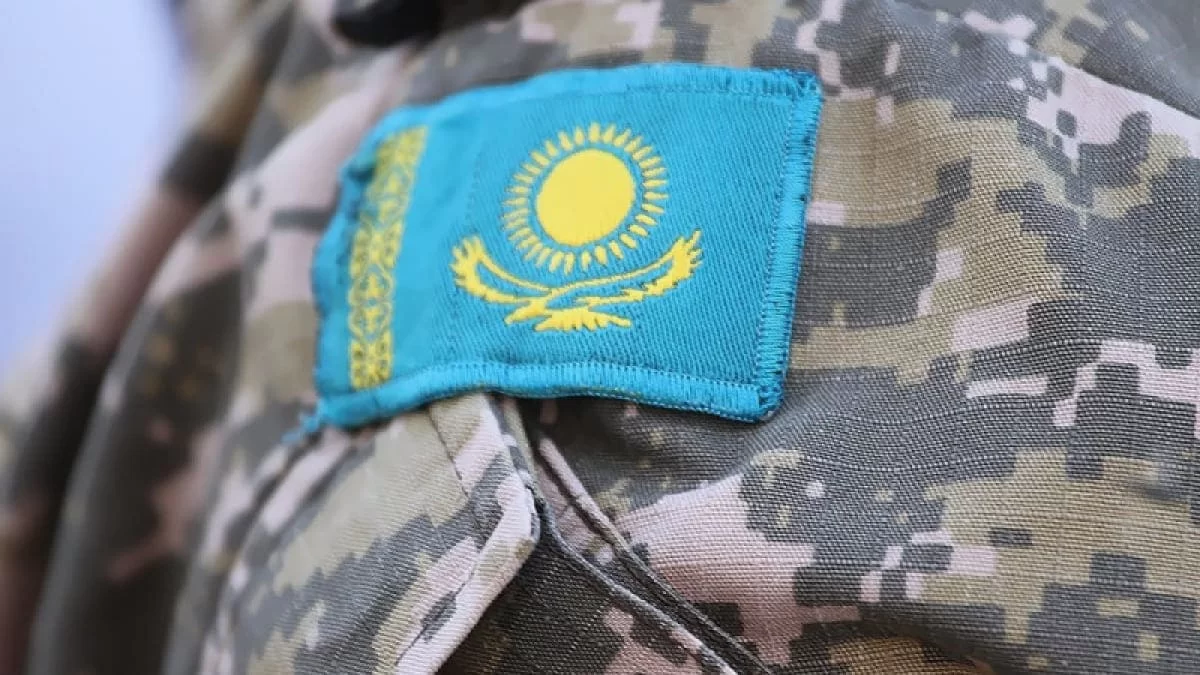 Даже 26 лет службы не гарантируют военную пенсию в Казахстане