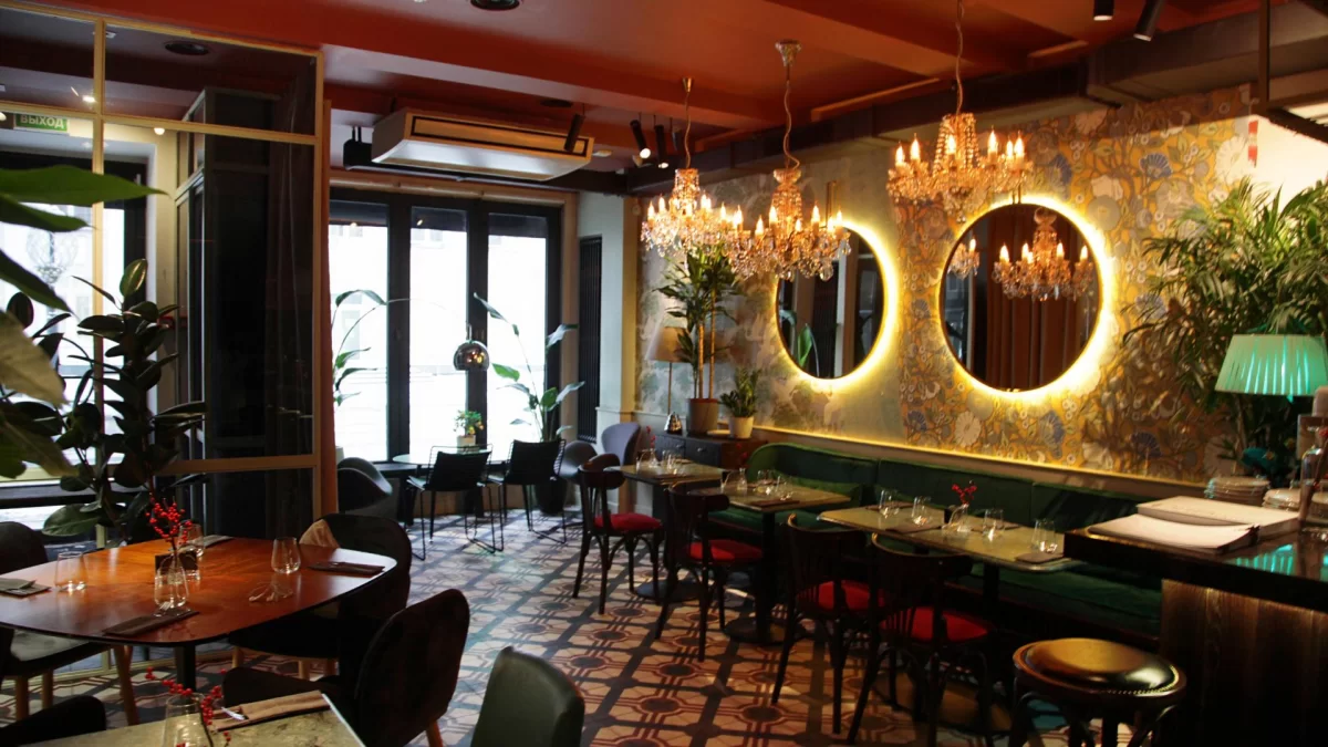 В Астане мужчина продал чужое кафе и получил 21 млн тенге