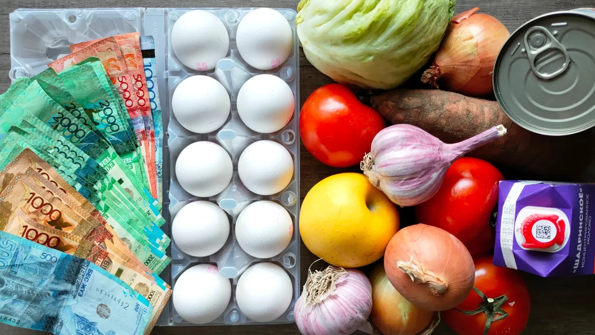 Импортные продукты заметно подорожали для Казахстана