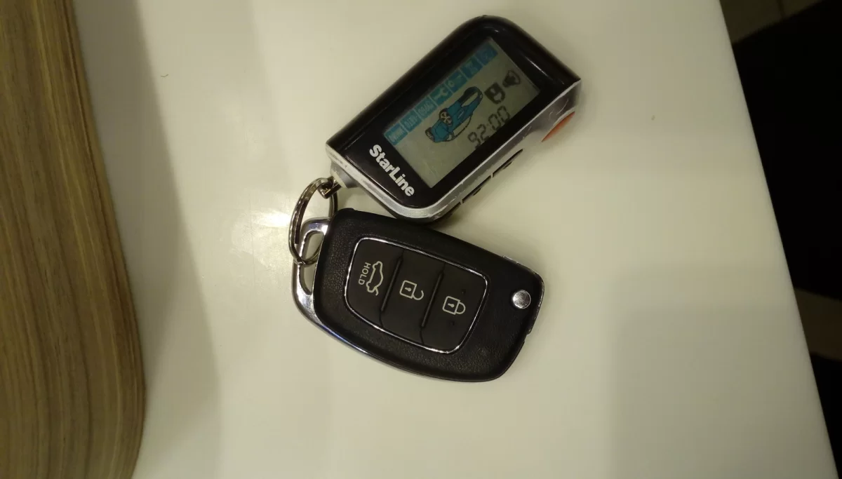 Акимат хотел купить восемь служебных авто за 61 млн теңге