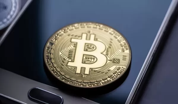 Курс биткоина резко упал