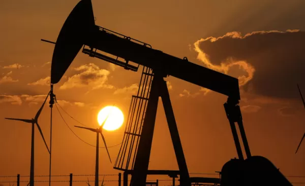 Мировые цены на нефть продолжили снижение