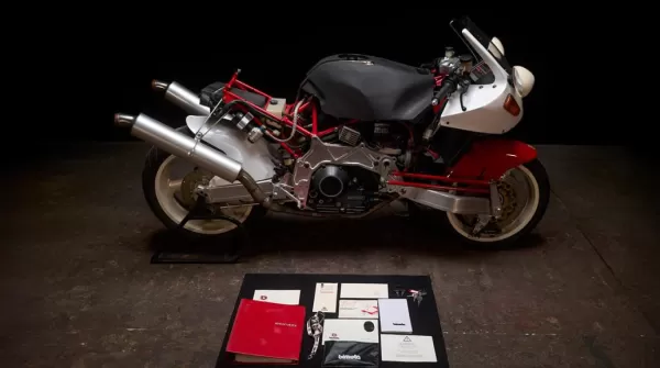 Уникальный ретро-мотоцикл Bimota Tesi 1D выставлен на торги