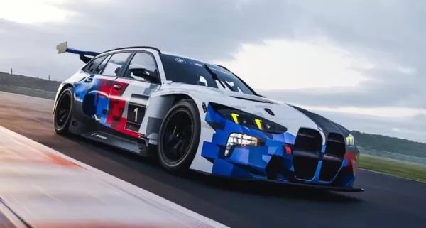Фанаты требуют от BMW превратить шутку в реальность