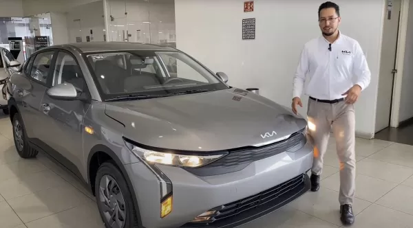 Новый Kia K3: раскрыт дизайн самой доступной версии седана
