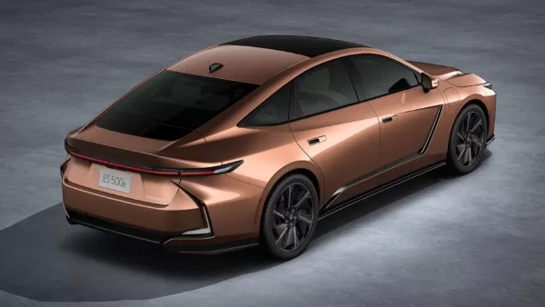 Новый Lexus ES стал электромобилем