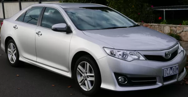 Владельцы Toyota Corolla и Camry получили плохие новости