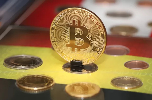 Биткоин значительно подорожал на фоне торговых сделок США