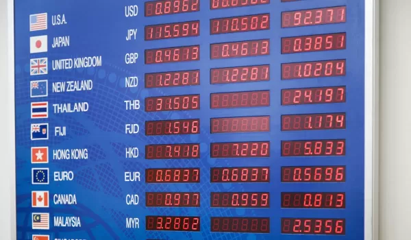 Где теперь казахстанцы могут увидеть курсы валют?
