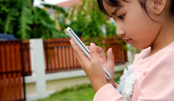 TikTok дал родителям больше контроля: как теперь следить за детьми в соцсети?