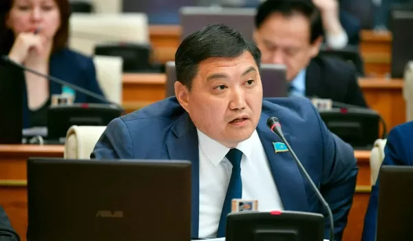 Не закрывать казахстанцам доступ к «пенсионке» на стоматологию призвал мажилисмен