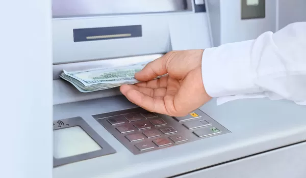 Пополнить чужую карту на 500 000 ₸ станет сложнее — АФМ РК