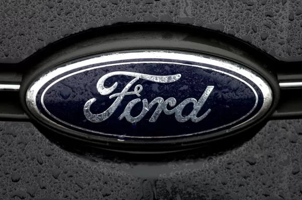 Ford отзывает 59 тысяч авто из-за риска возгорания