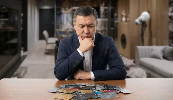 Лучшие премиальные карты Казахстана: кешбэк, бизнес-залы и привилегии