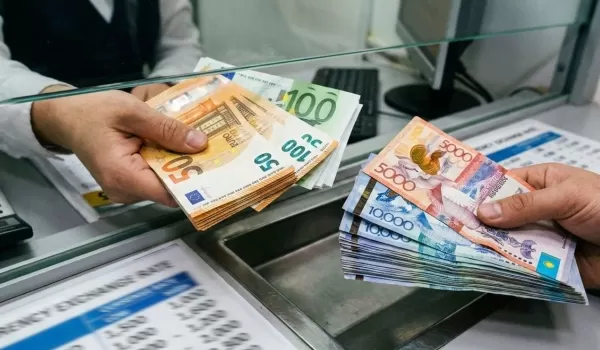 Курсы валют в банках Казахстана на 14 марта
