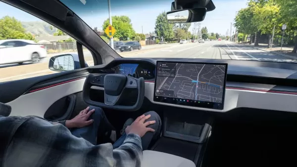Миллионы Tesla попали под проверку из-за автопилота