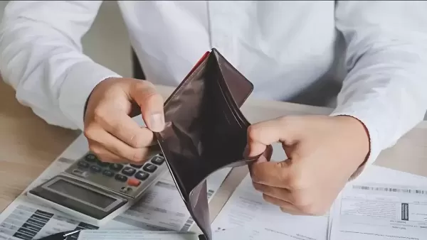 Реальные доходы казахстанцев снизились на 1,7%
