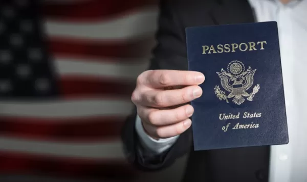 Казахстанцы отдали почти миллиард за визы-призраки в США