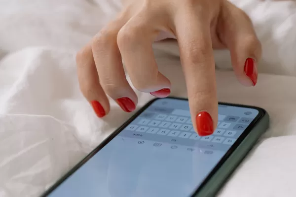 Нурбанк повысит комиссию за переводы по номеру телефона
